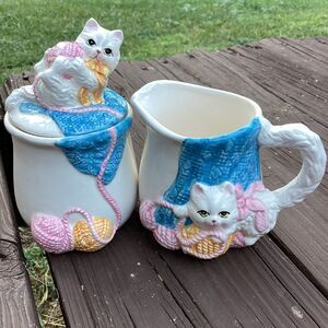 PMC Ceramic Cat Creamer & Sugar Bowl Set Yarn Ball Design Vintage Kitsch